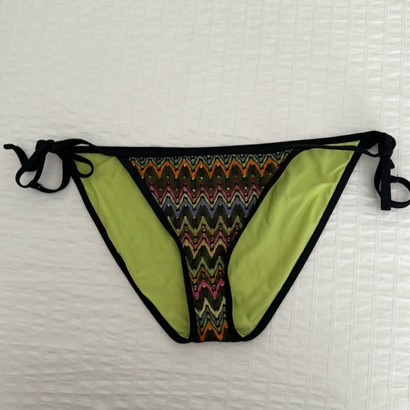 Arie bikini bottom - Picture 1 of 1